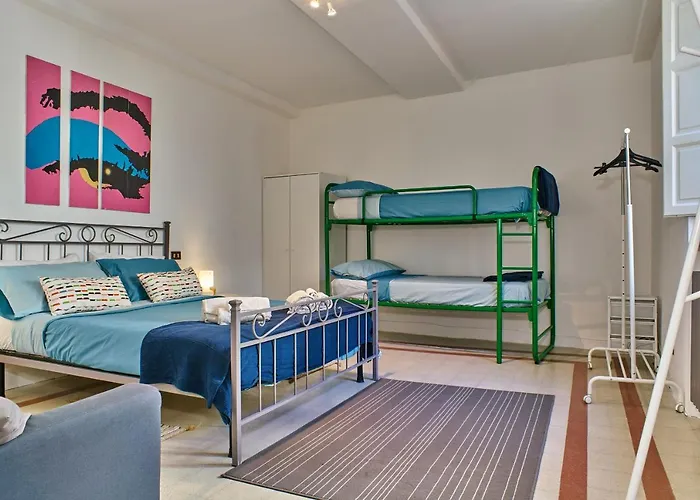 Tranquillo Bilocale In Centro * 루카