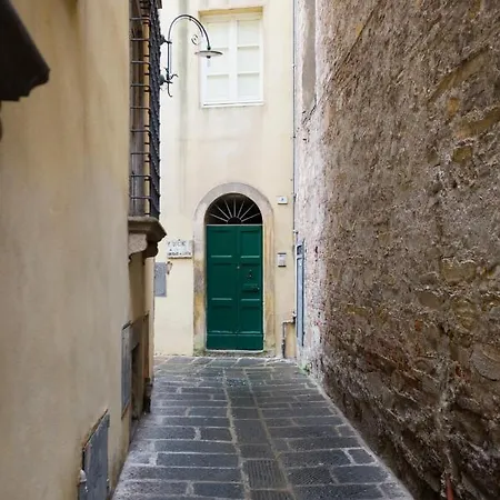 Tranquillo Bilocale In Centro Lucca